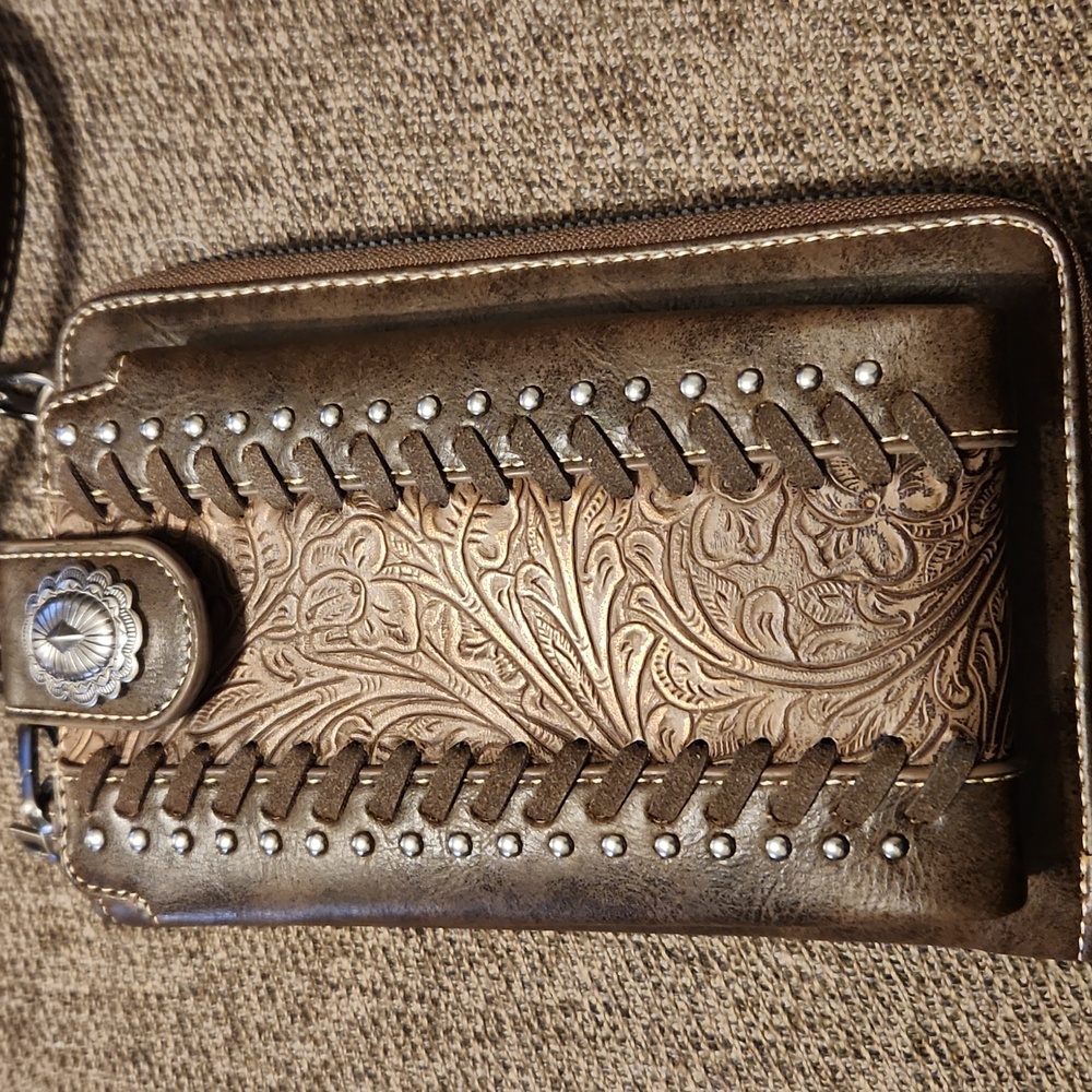 Montana West Small Western Crossbody Cellphone Bag - Two-tone Brown